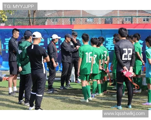 西安足球队荣登足球意识排行榜第十位展现出色团队精神与战术素养